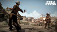 John Marston disarming an opponent in a duel.