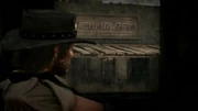 Marston llegando a la estación de Armadillo.