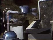 DeathDayParty4.jpg (34 KB) Skutters on keyboard