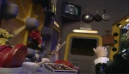 Nova 5 (3).jpg (91 KB) Kryten watches his favourite show, Androids