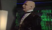 Nova 5 (5).jpg (69 KB) Kryten greets them