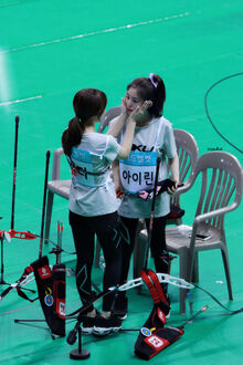 WenRene kiss.jpg