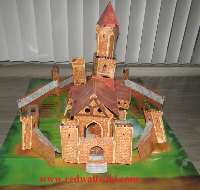 Build Your Own Redwall Abbey, earthquake edition