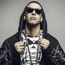 alXe -  DADDY YANKEE  Biografia El 2005 fue el año de la consagración de Daddy  Yankee como el artista de reggaetón de mayor proyección internacional. El  24 de febrero obtuvo