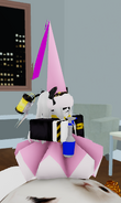 Ditto to the squashed version, but after the squash effect wore off, the accessories glitched and elongated to be twice as tall.