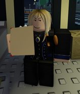 A player holding a Cake Slice.