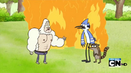 Skips, Mordecai y Rigby-Solo acomoden las sillas