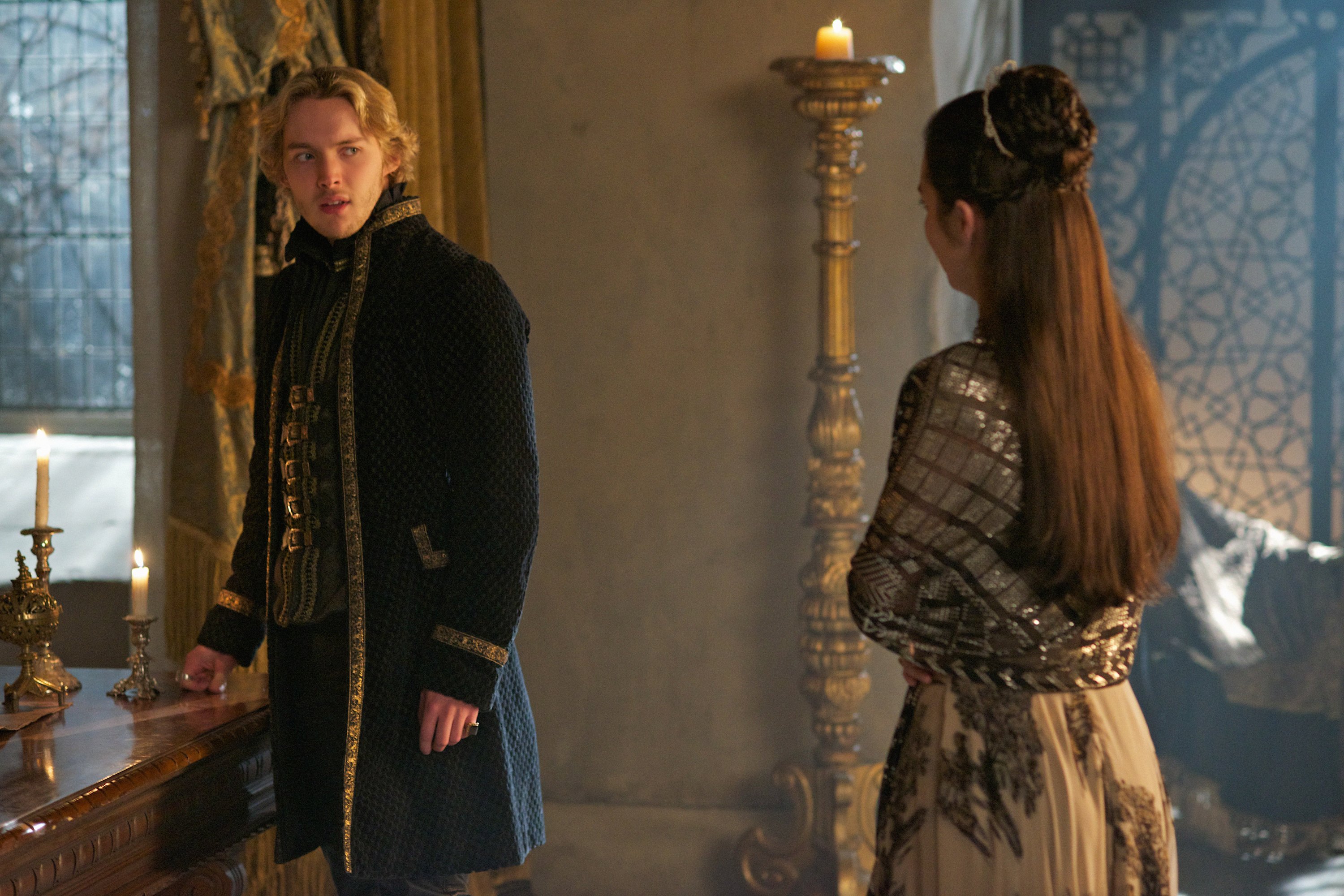 It's REIGN-ing Men! Toby Regbo Explains The Tough Decision Facing the Young  French Prince