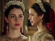 Paris by Debra Moreland 'Pavlova' Tiara