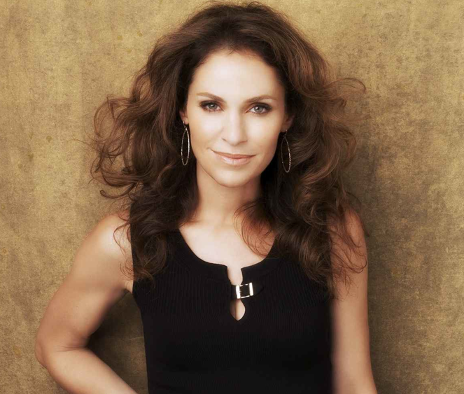 Amy brenneman photos