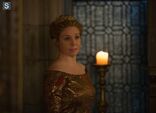 Reign Episode 201 15 The Darkness Promotional Photos (3) 595 slogo