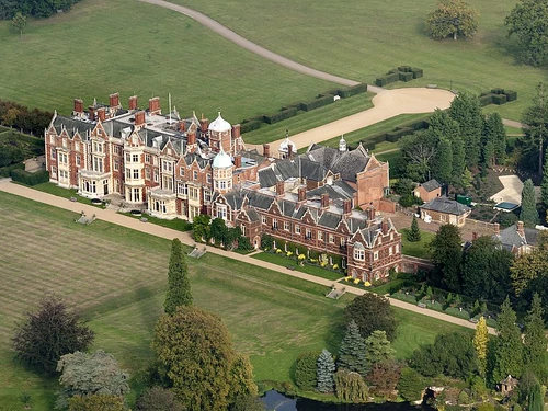 Sandgringham House: Private Residence of the King and Queen Consort
