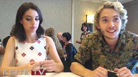 Reign - Adelaide Kane & Toby Regbo Interview - SDCC 2014