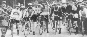1907 TdF Départ.jpg (16 kB) Le Grand Départ