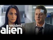 Can Asta Successfully Restore Harry’s Memory? - Resident Alien (S2 E1) - SYFY