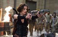 Resident-evil-afterlife-milla-jovovich-as-alice-24-5-10-kc