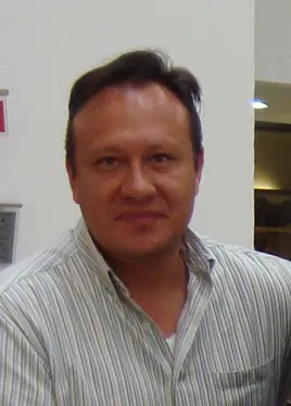 Andrés García profile