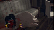 The watch displaying an orange monitor, note the higher frequency of the visual. (Numbers aren't in-game.)