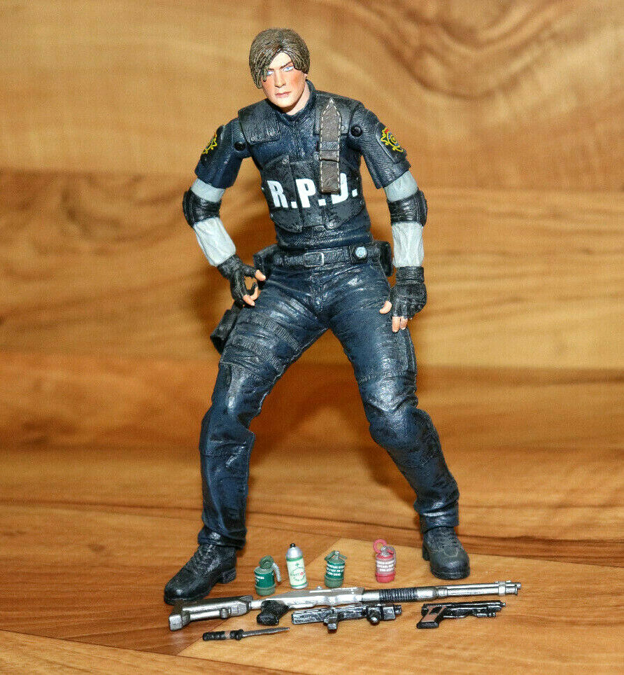 resident evil 4 leon action figure