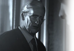 Benford, hablando con Leon