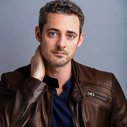 Category Voice Actors Resident Evil Wiki Fandom