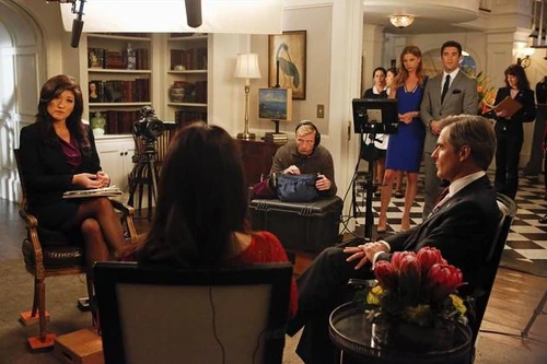 Emily and Daniel watch the Graysons interview