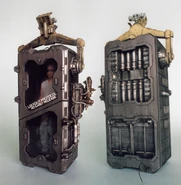 Cryo Locker in Pitch Black