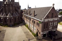 Het Patronaat.jpg (39 KB) Het Patronaat