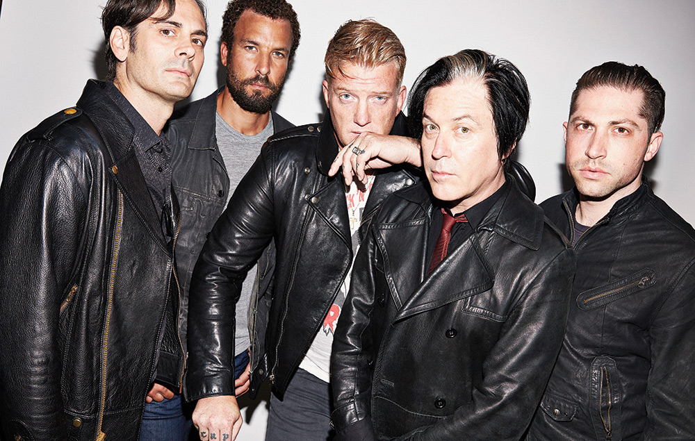 queens of the stone age tour wikipedia