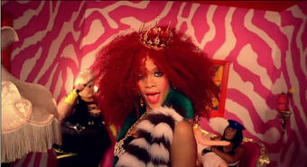 Rihanna-S and M-music video-screencap