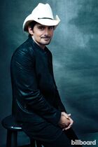 Brad-paisley-rising-star-billboard-400