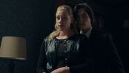Season 1 Episode 5 Heart Of Darkness Jughead and Betty scared