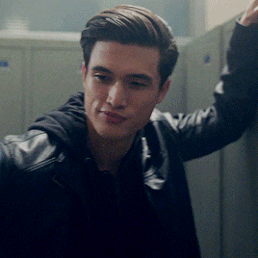 Tumblr inline oy9m0sA1p71r0bpra 400.gif