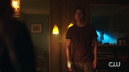 RD-Caps-2x05-When-a-Stranger-Calls-89-Jughead