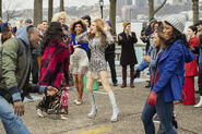 KK-Promo-1x13-Come-Together-14-Francois-Vee-Vee-Humble-Jorge-Ginger-Deveraux-Josie-Katy-Luisa