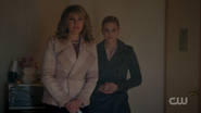 RD-Caps-2x10-The-Blackboard-Jungle-97-Alice-Betty