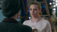 Season 1 Episode 11 To Riverdale And Back Again Betty and Jughead