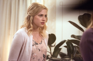 RD-Werbebilder-1x08-Die-Outsiders-04-Betty