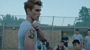 RD-Caps-3x02-Fortune-and-Men's-Eyes-25-Archie-Serpent-tattoo