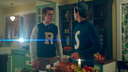 Season 1 Episode 7 In a Lonely Place Archie Jughead 2