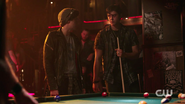 RD-Caps-2x05-When-a-Stranger-Calls-25-Jughead-Sweet-Pea