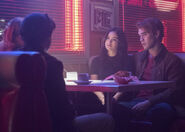 2x14-04 The-Hills-Have-Eyes Jughead, Betty, Archie and Veronica