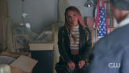 RD-Caps-2x03-The-Watcher-in-the-Woods-76-Toni