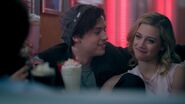 Season 1 Episode 13 The Sweet Hereafter Betty Jughead (8)