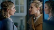 RD-Promo-1x13-The-Sweet-Hereafter-18-Alice-Betty