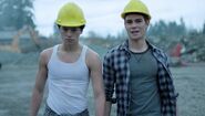 Season 1 Episode 8 The Outsiders Archie Jughead construction site