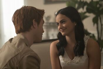2x12-02 The-Wicked-and-the-Divine Archie and Veronica