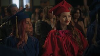 RD-Promo-5x03-Graduation-15-Toni-Cheryl