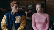 RD-Promo-1x13-The-Sweet-Hereafter-17-Archie-Betty