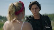 RD-Caps-2x06-Death-Proof-105-Jughead